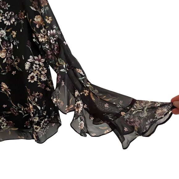 IZ Byer Black Floral Chiffon Top Size L Ruffled Boho Dark Floral Whimsigoth - Picture 2 of 8